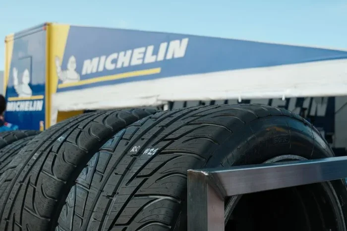 Diavlo Rosso vs Michelin Power Unterschied Vergleich